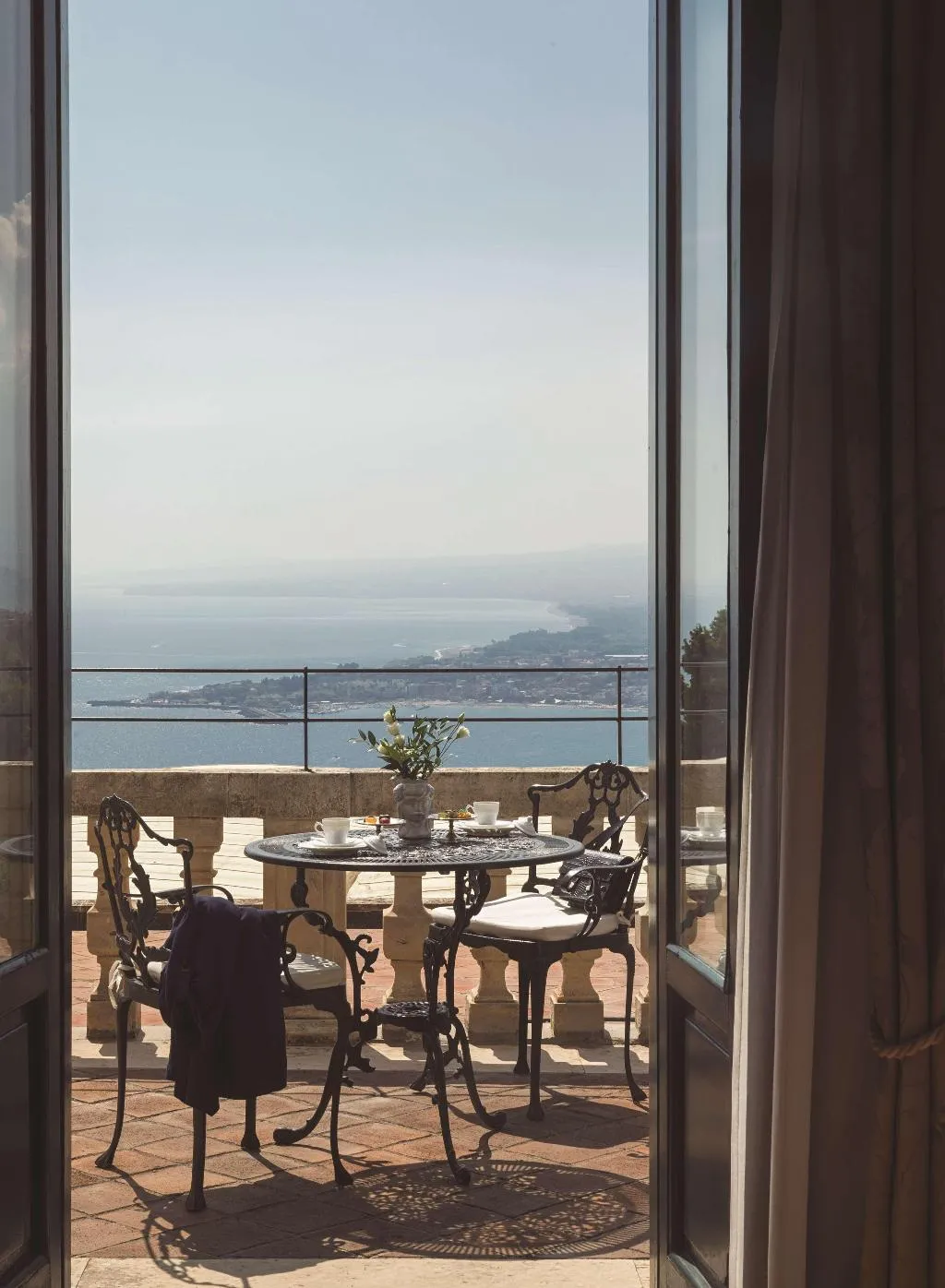 JUNIOR SUITE PREMIUM Room, Grand Hotel Timeo, A Belmond Hotel, Taormina, Taormina
