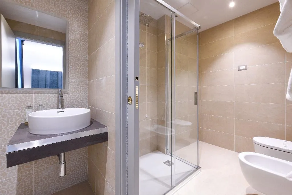 DOUBLE SINGLE USE CLASSIC Room, Palazzo Santo Spirito, Milan