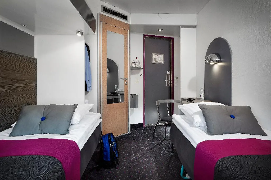 Double or Twin STANDARD Room, Cabinn Express, Copenhagen
