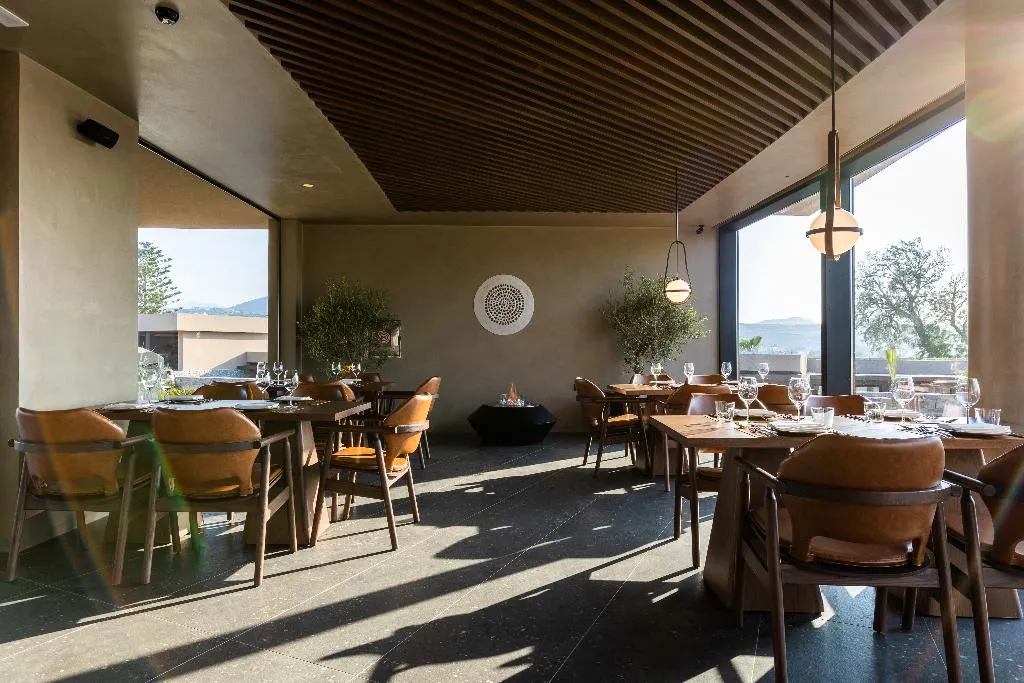 Restaurant, Pnoe Breathing Life, Crete