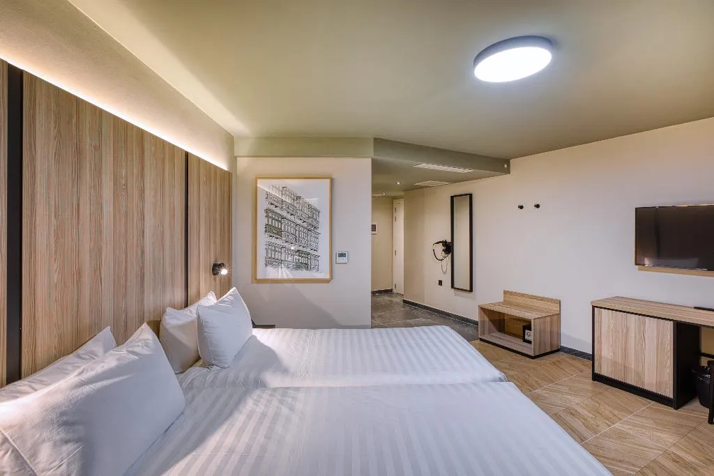SINGLE SUPERIOR Room, Vita Hotel, Malta