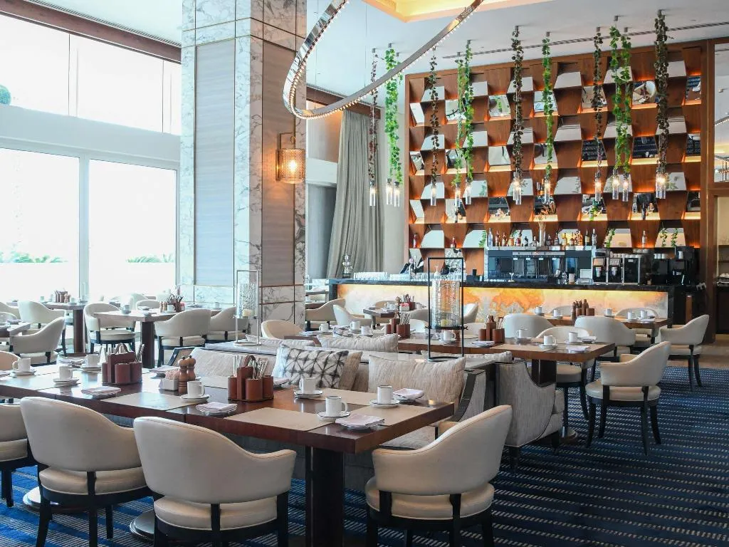 Restaurant, Grand Plaza Mövenpick Media City, Dubai
