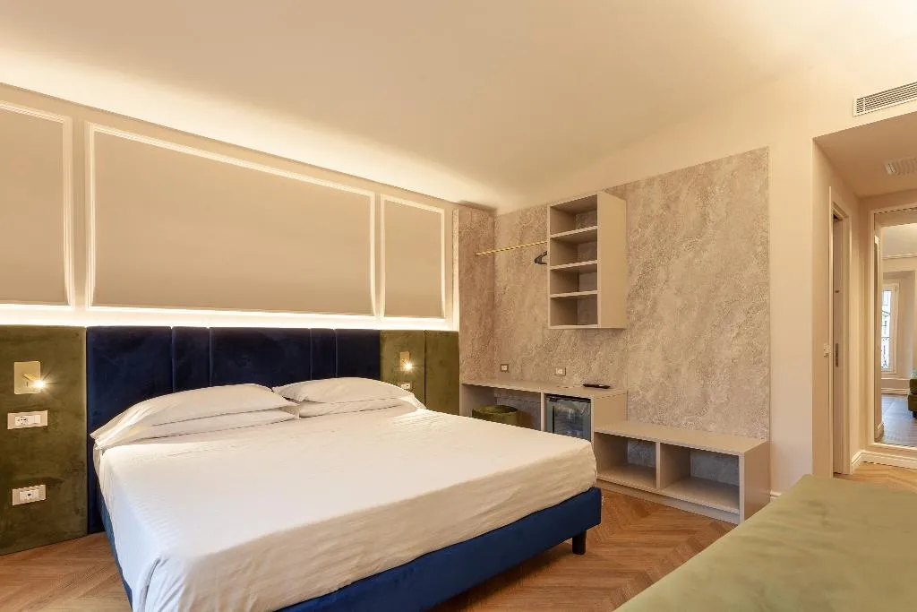 TRIPLE SUPERIOR Room, La Fortezza, Florence