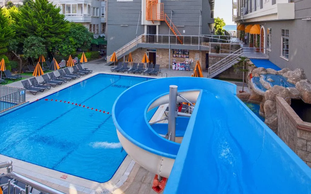 Pool, Monart City, Antalya