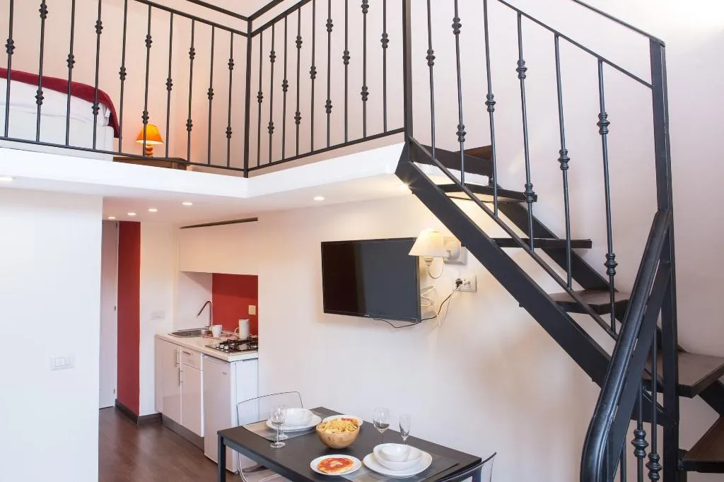 Room, Mergellina, Naples