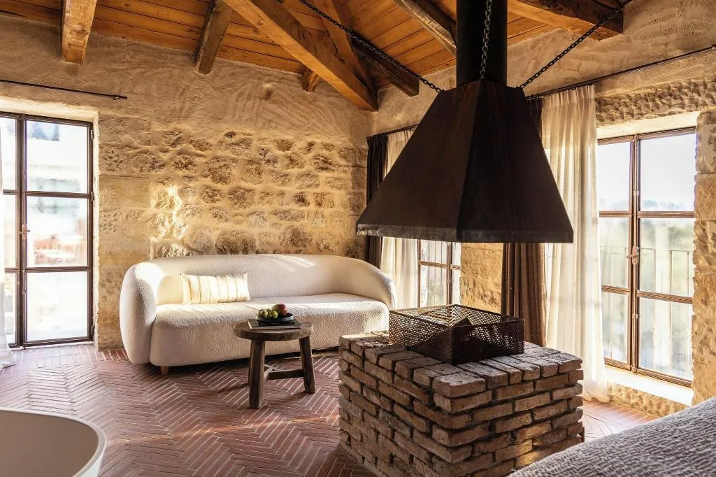 Room, Amalen Suites, Crete