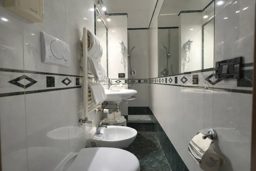 DOUBLE ECONOMY Room, Palazzo Vecchio, Florence