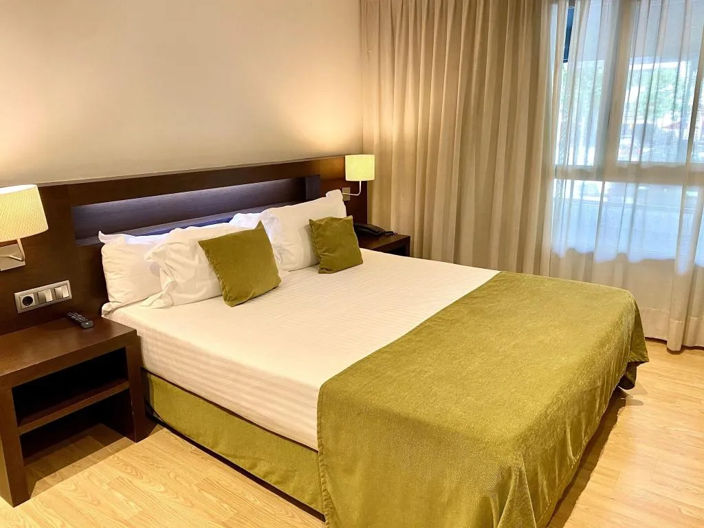 DOUBLE DELUXE Room, Hotel Concordia Barcelona, Barcelona