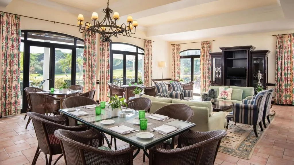 Restaurant, Pine Cliffs Resort, Algarve