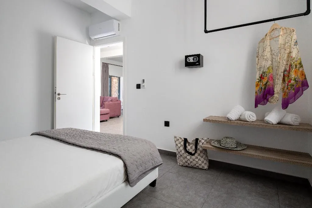 Room, Southrock Villas, Rhodes