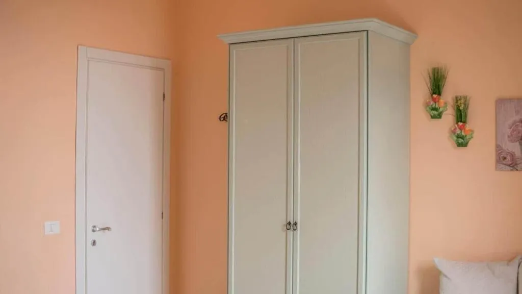 Room, Sikelia, Catania