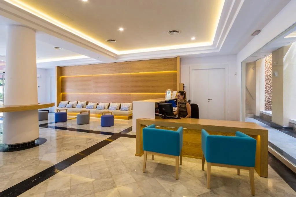Lobby, Comitas Floramar, Menorca