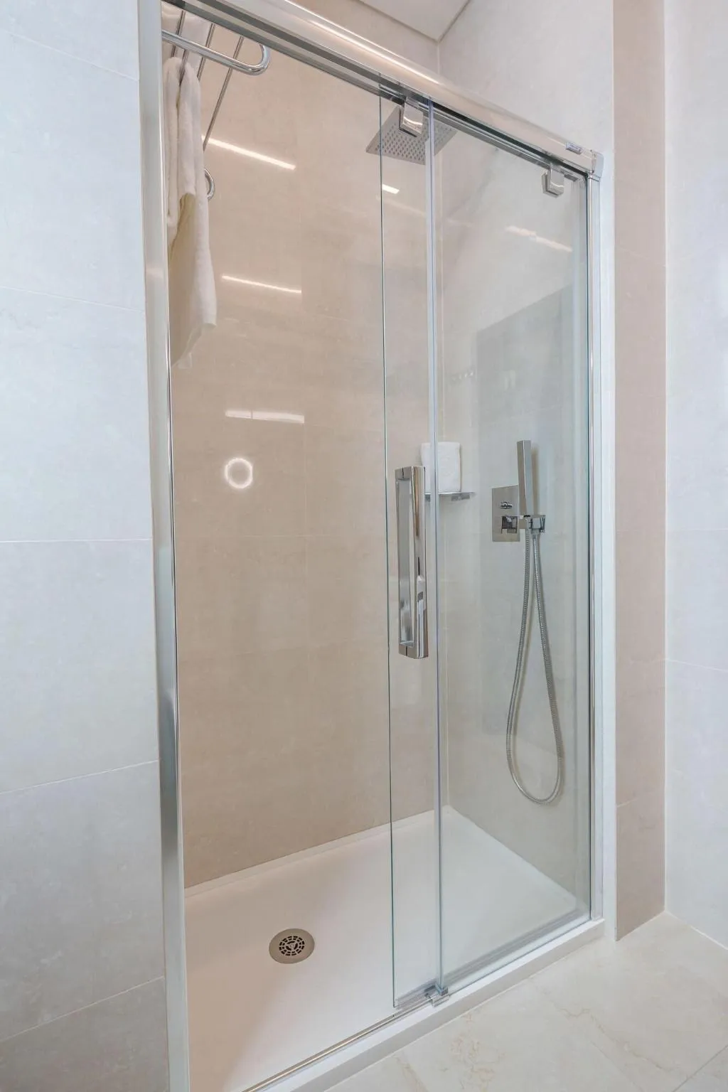 DOUBLE STANDARD Room, Meraprime Gold Design Hotel, Lisbon