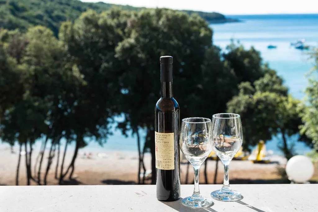 Terrace, Duga Uvala, Istria