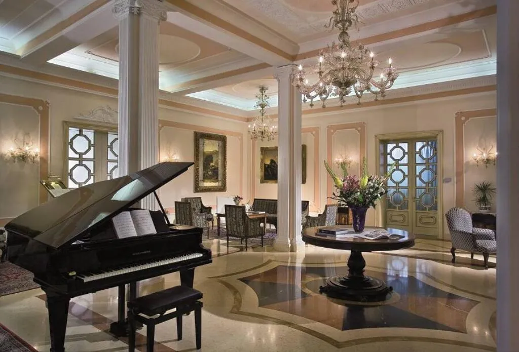 Lobby, Palace Meggiorato, Venice