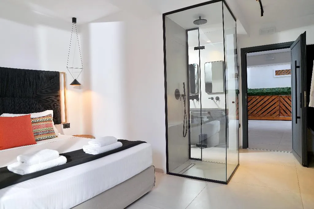 DOUBLE DELUXE Room, Yianna Hotel, Kefallinia