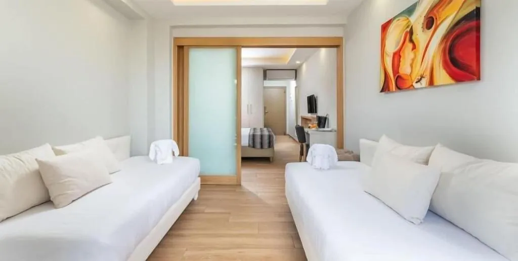 Room, Poseidon, Thessaloniki