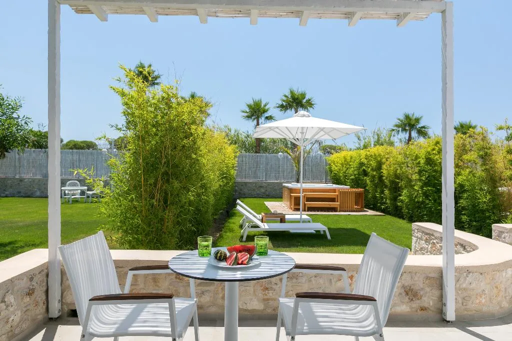 Room, White Pearls Luxury Suites Adults Only, Kos
