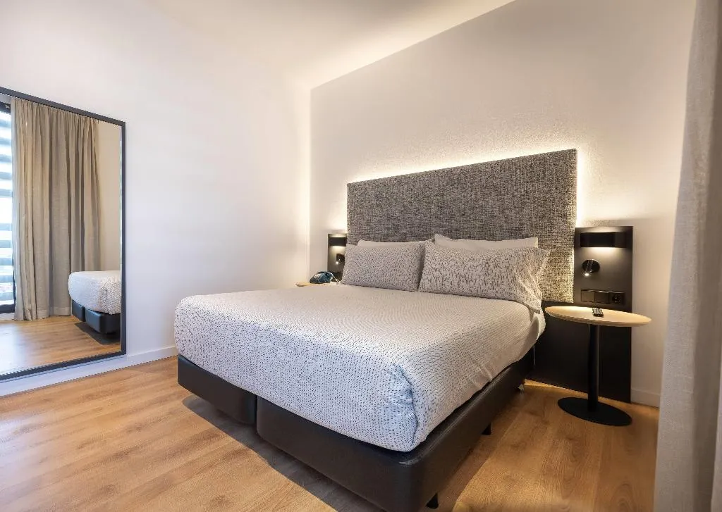 SINGLE BUSINESS Room, Innside Barcelona Aeropuerto, Barcelona