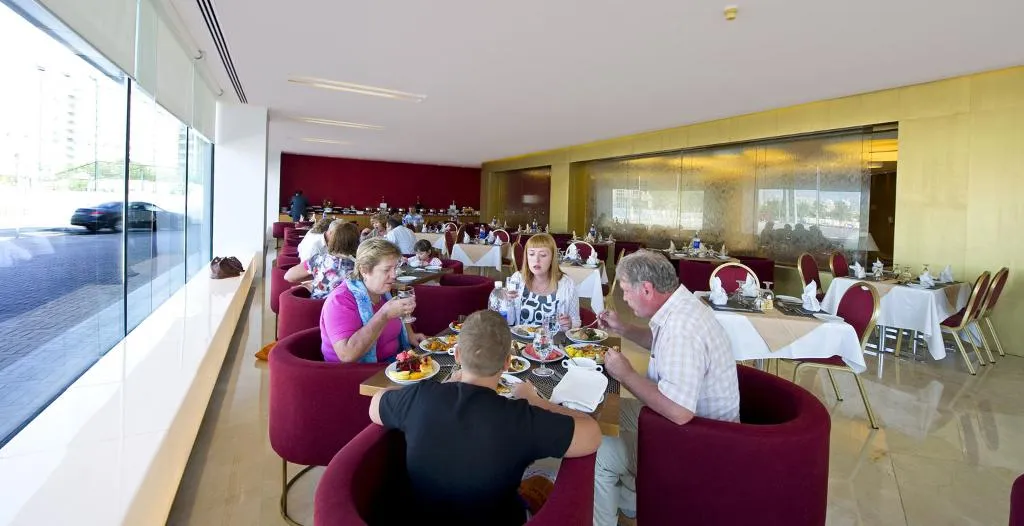 Restaurant, Al Bustan Centre & Residence, Dubai