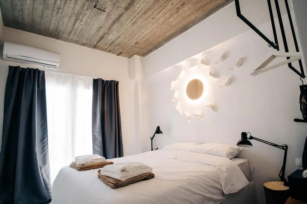 Room, Mesanto Luxury Suites, Santorini