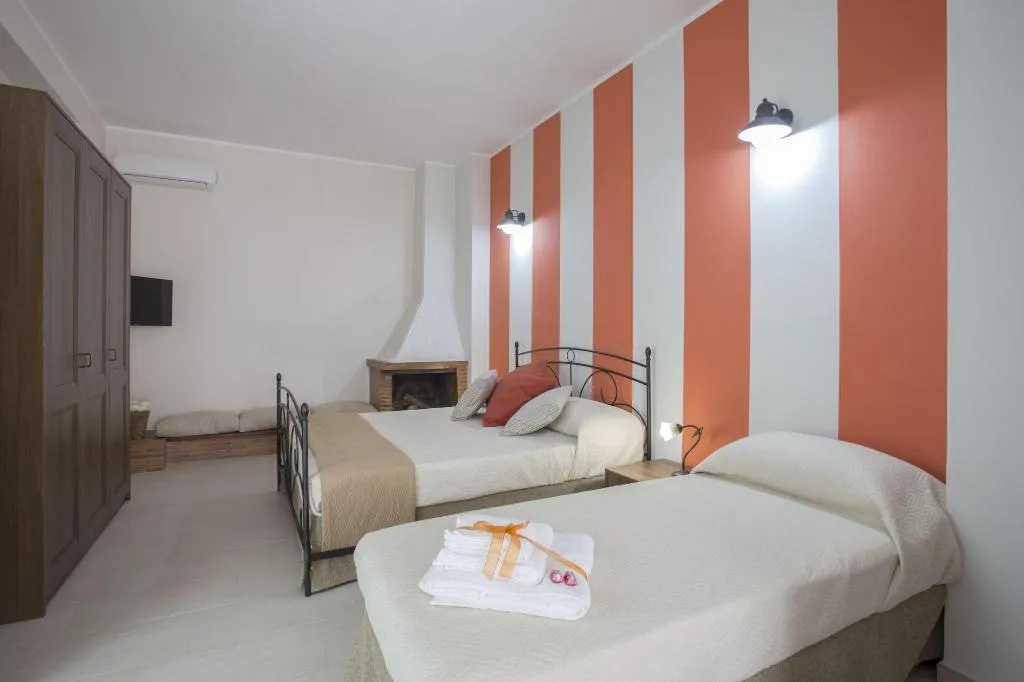 Room, B&B Cinisi Mare e Monti, Palermo