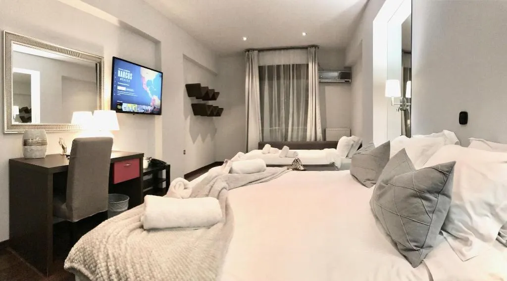 Room, Athens Luxury Suites, Athens