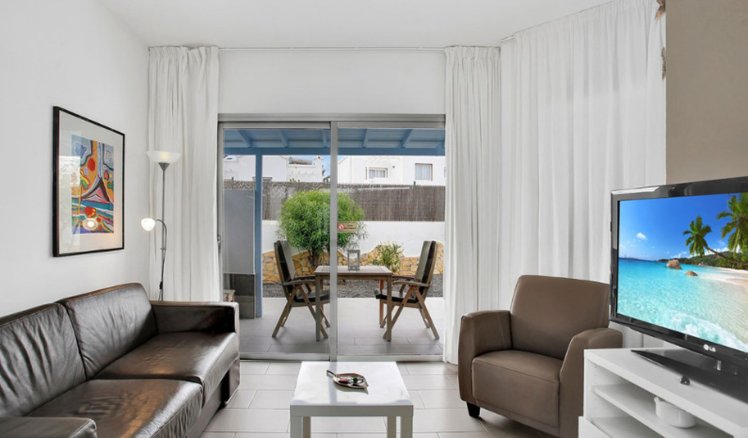 Apartamentos LIVVO Mar Azul - Adults Only, Fuerteventura