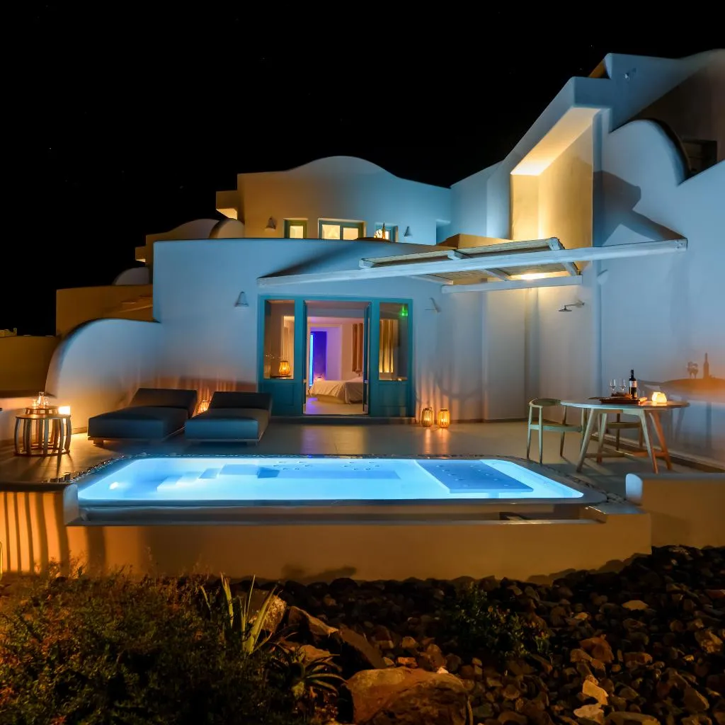 SUITE GRAND Room, Avatar Suites, Santorini