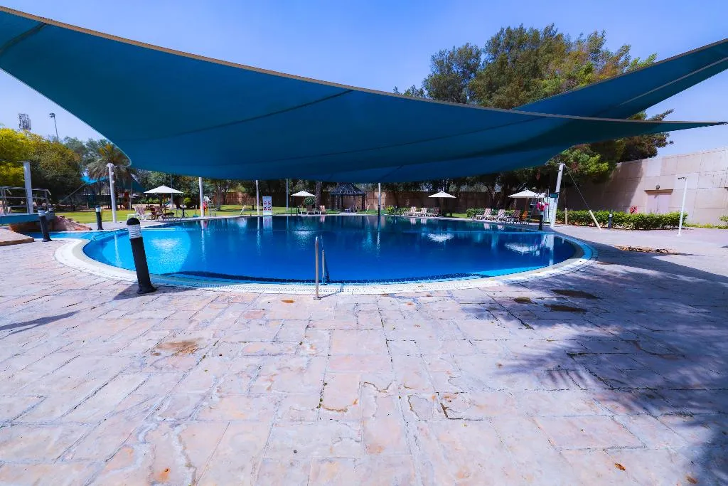 Pool, E-Stay Hotel, Dubai
