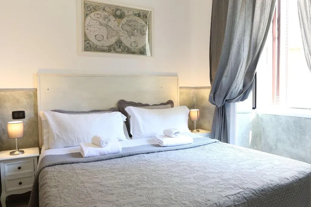 Room, Relais Indipendenza, Naples