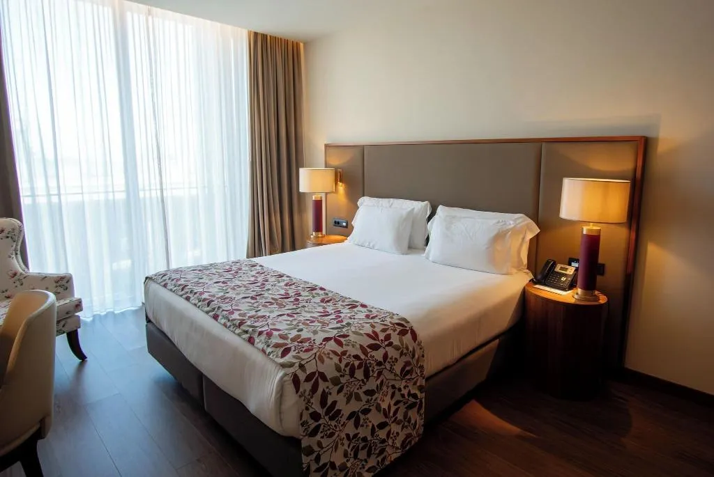 Room, Boeira Garden Hotel Porto Gaia, Curio Collection, Porto