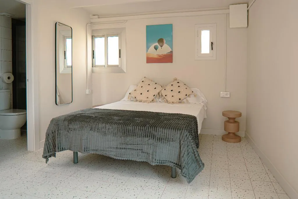 STUDIO WITH TERRACE Room, Smartr Barcelona Ramblas, Barcelona