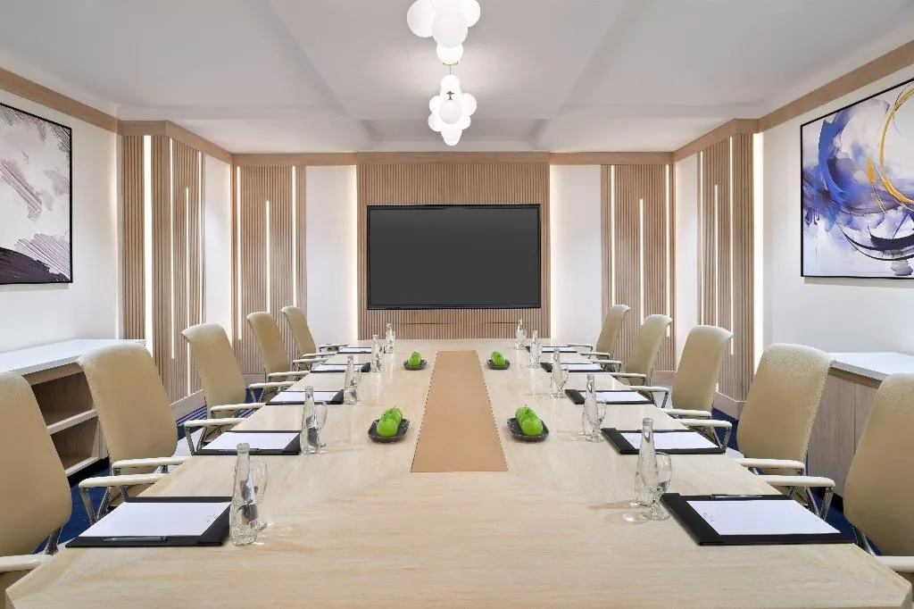 Conferences, Crowne Plaza Jumeirah, Dubai