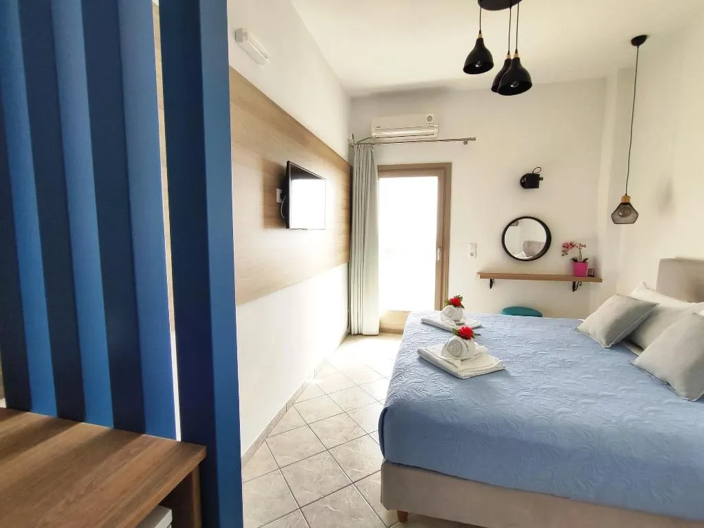 Room, Nemesis, Santorini