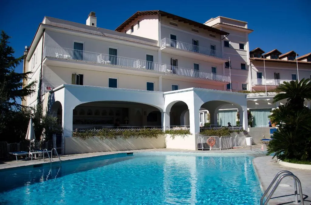 Pool, Grand Hotel Aminta, Naples