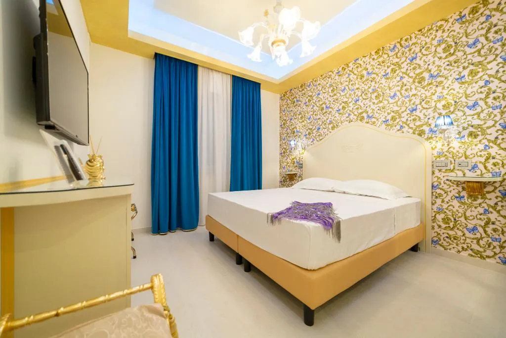 Room, Leucosya Luxury Rooms, Naples