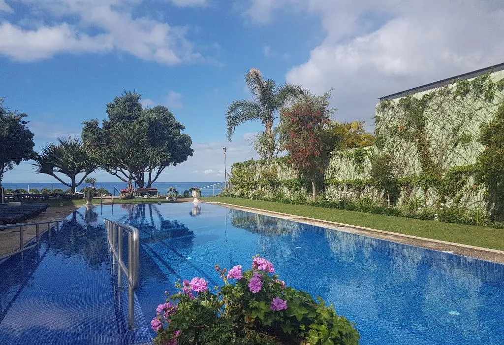 Pool, Golden Residence, Madeira