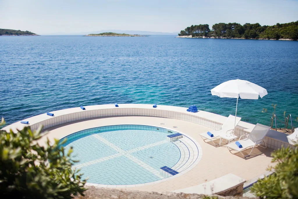 Pool, Odisej, Dubrovnik