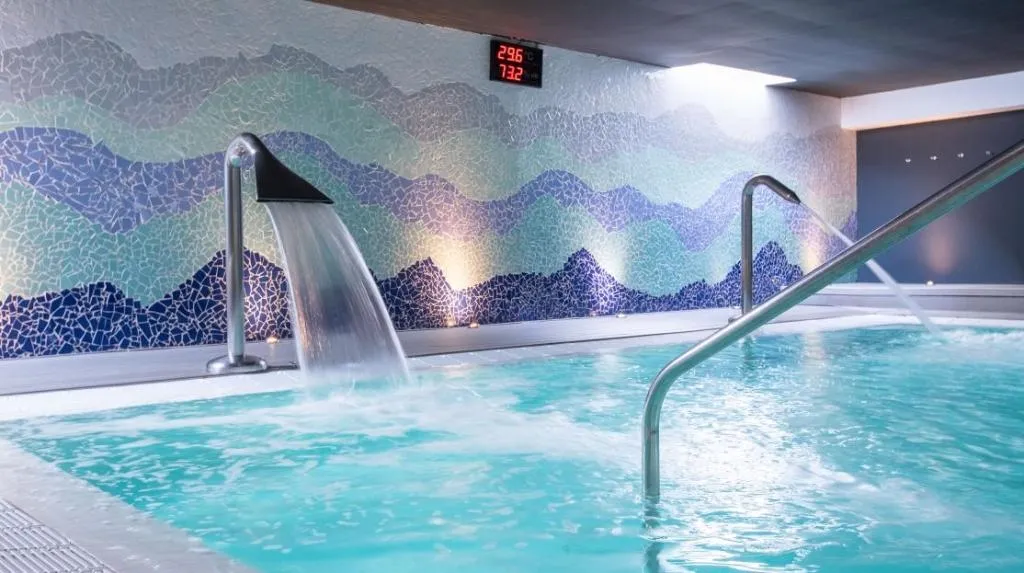 Sports and Entertainment, Prestige Victoria, Costa Brava