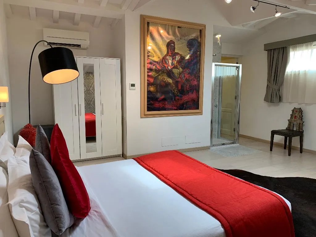 APARTMENT ONE BEDROOM TWO BATHROOMS Room, Florence Art Apartments, Florence