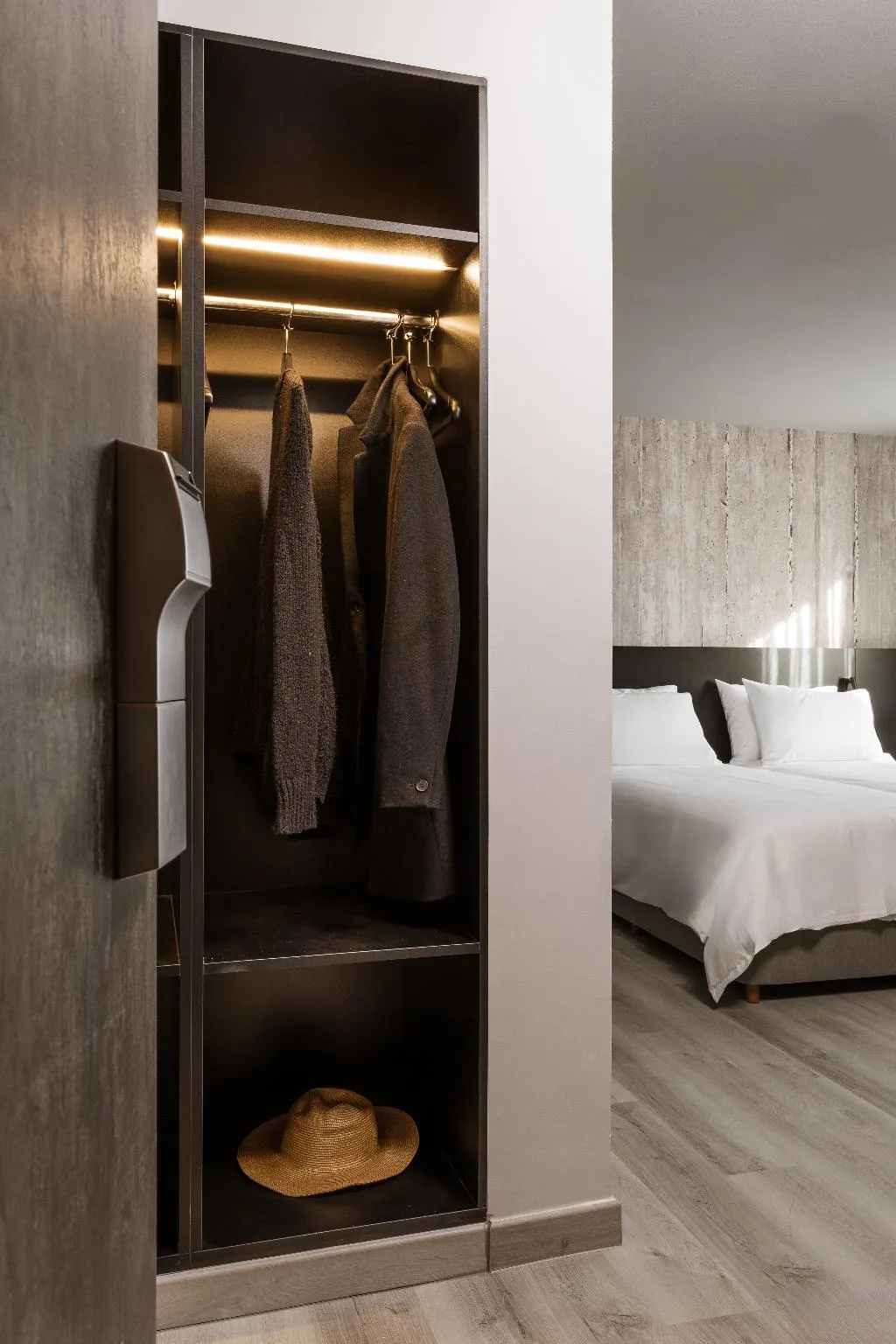 DOUBLE SUPERIOR Room, Alassia, Athens