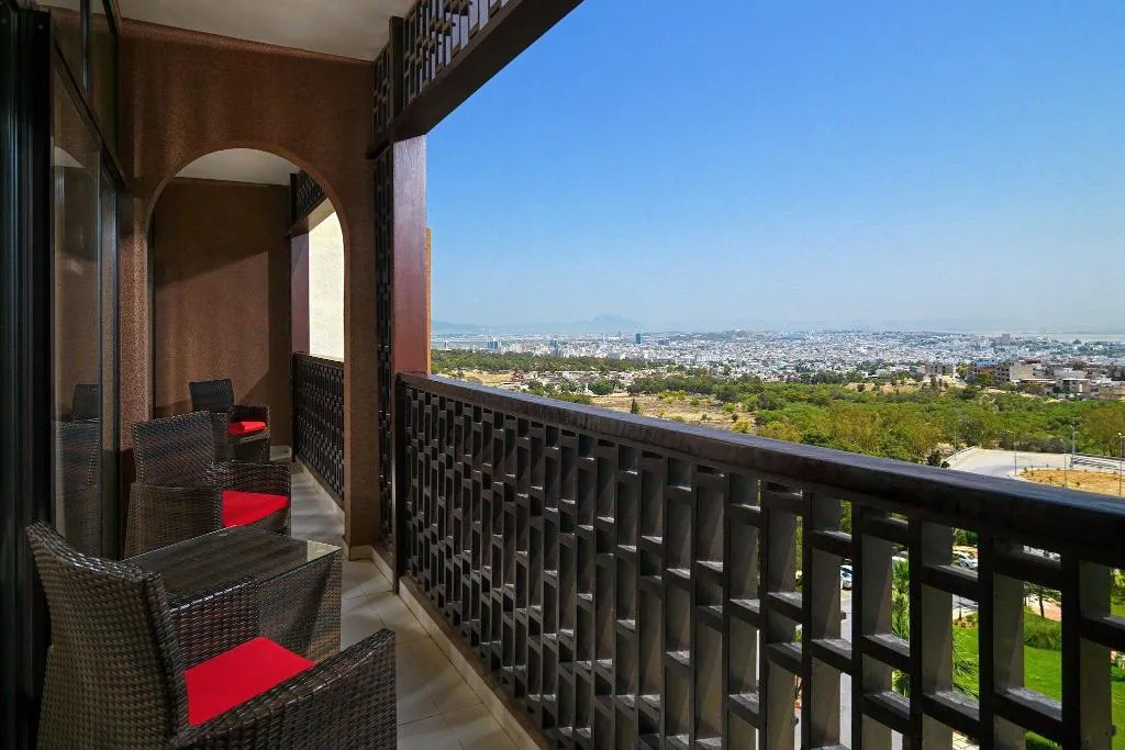 Room, Sheraton Tunis, Tunisia