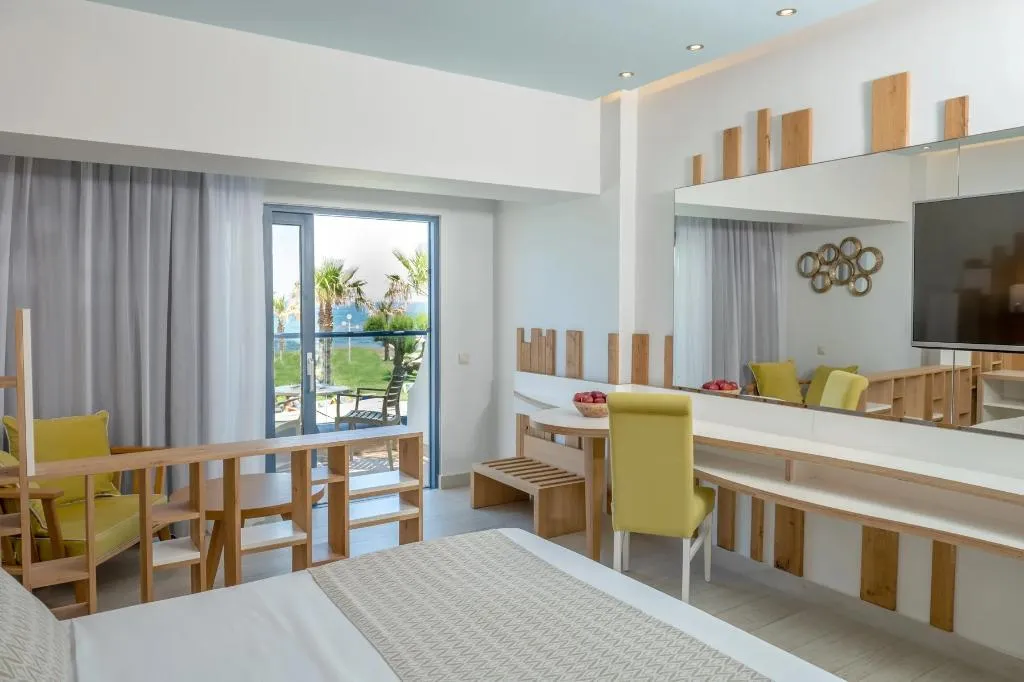 JUNIOR SUITE SEA VIEW Room, Lyttos Beach, Crete