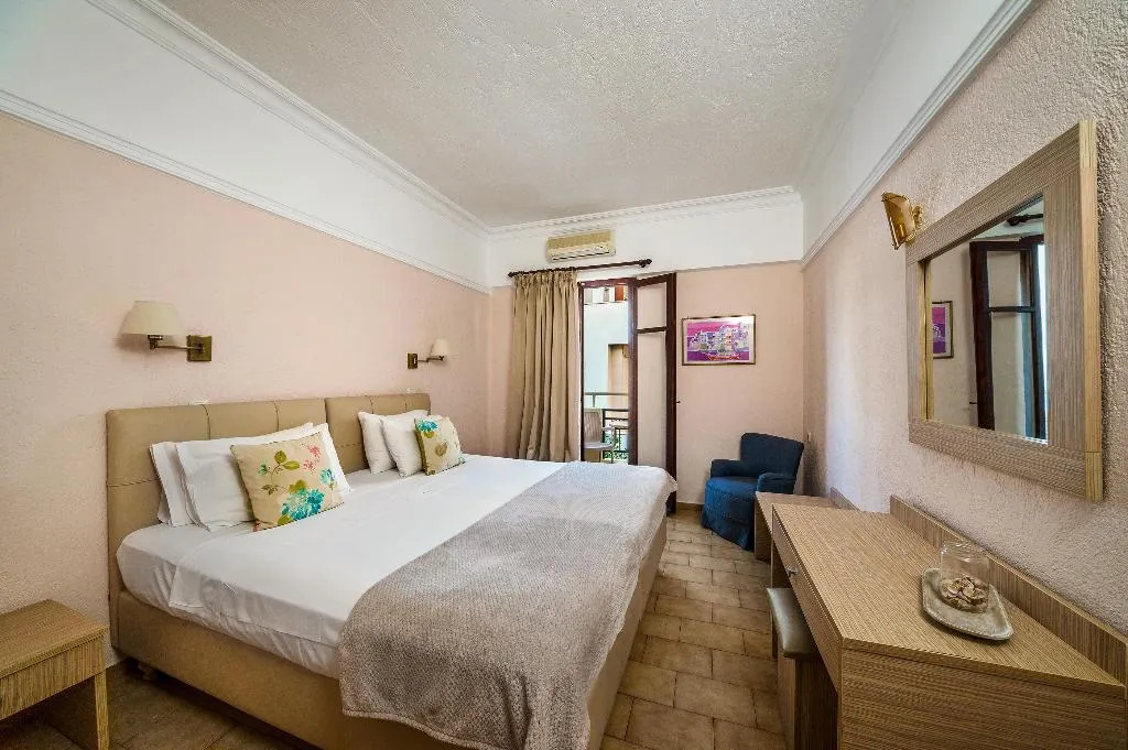 Double or Twin STANDARD Room, Malia Mare, Crete