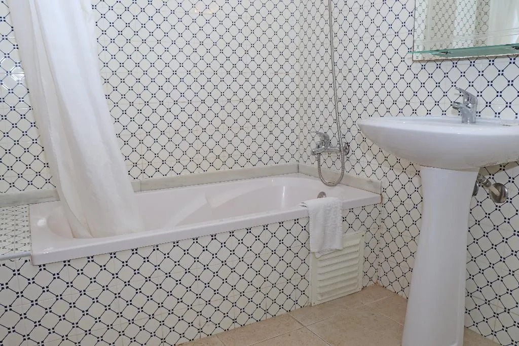 APARTMENT TWO BEDROOMS Room, Apartamentos Paula Bela by Garvetur, Algarve