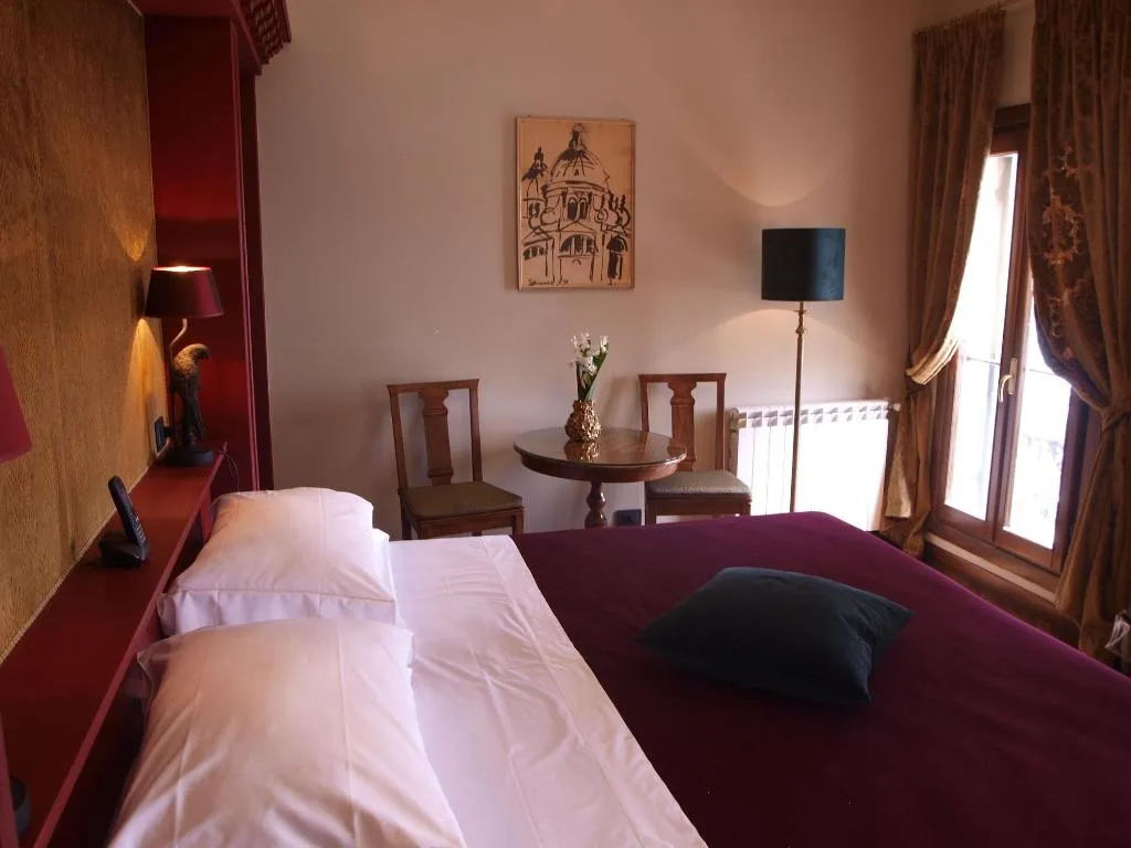 Room, La Calcina Suites, Venice