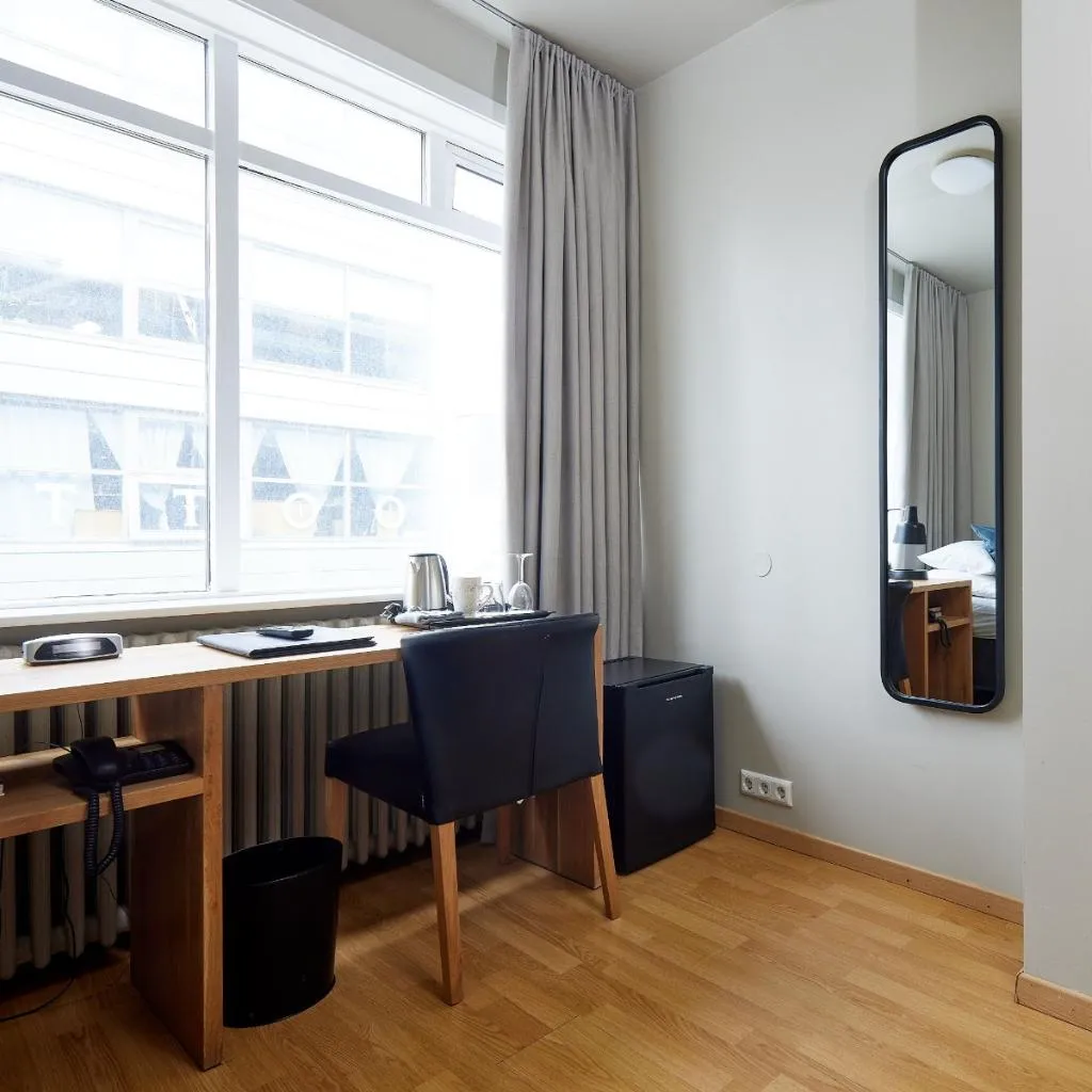 SINGLE STANDARD Room, Hotel Fron, Reykjavik