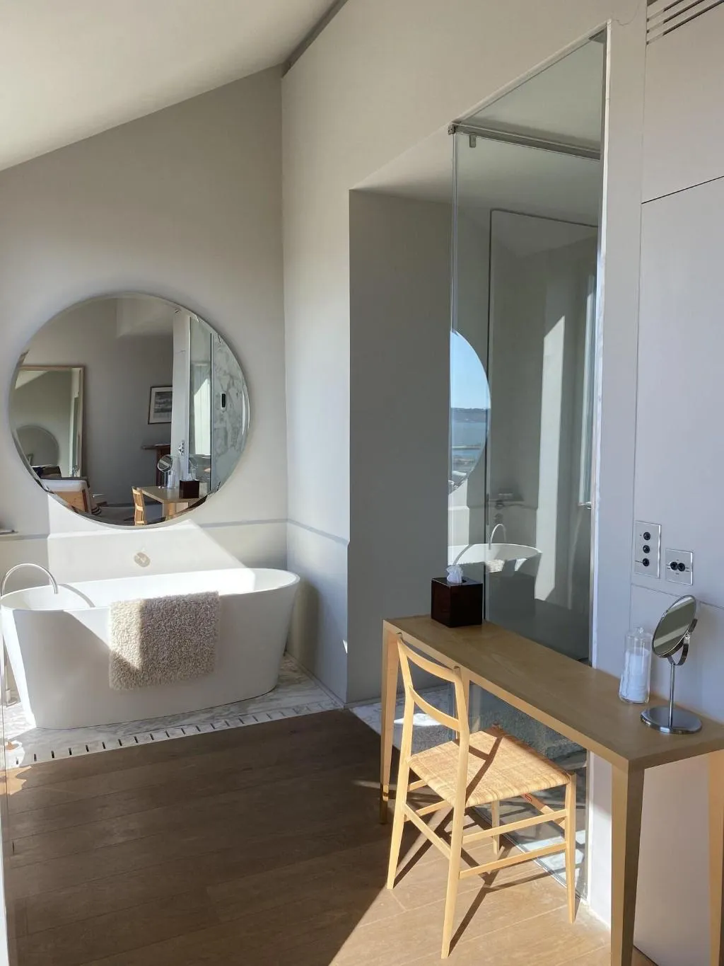 Room, Verride Palácio Santa Catarina, Lisbon