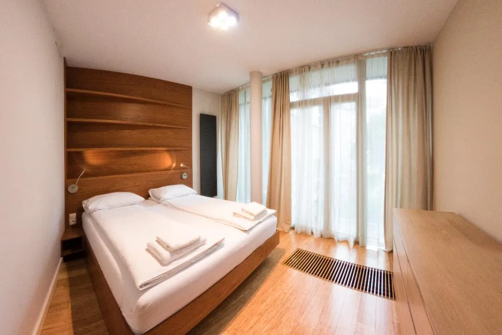 APARTMENT TWO BEDROOMS Room, Yourplace Biskupia Apartments, Krakow